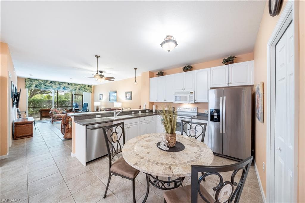 10024 Heather Ln 1001, Naples, FL 34119-10