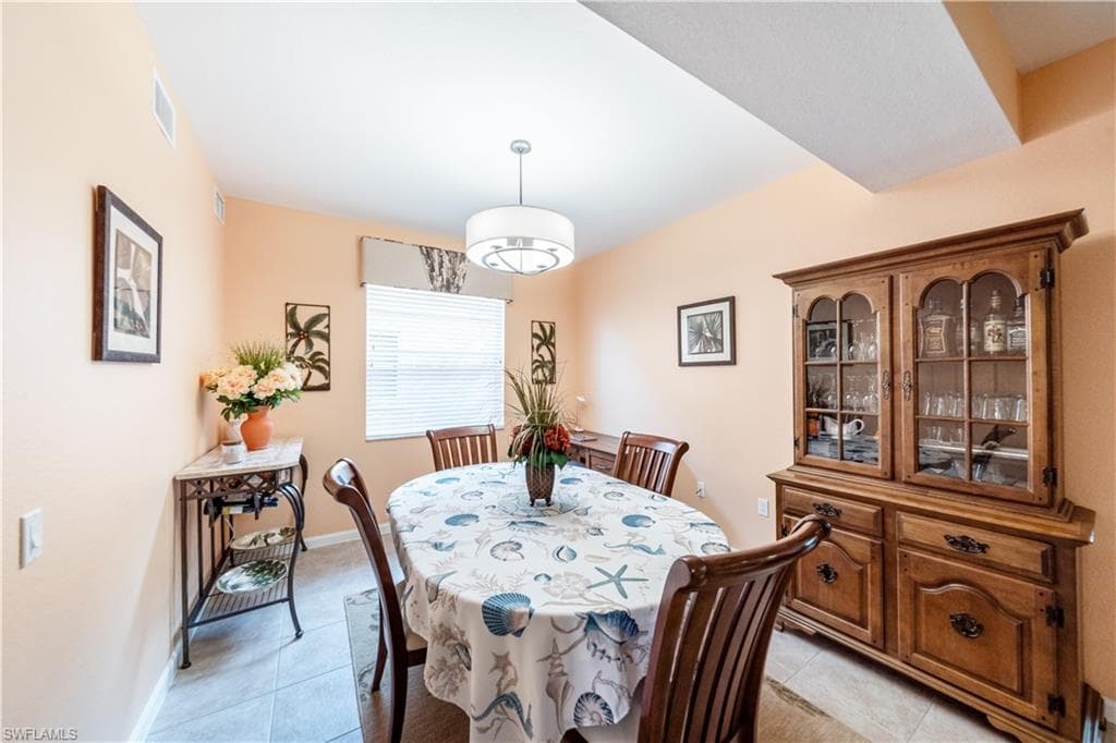 10024 Heather Ln 1001, Naples, FL 34119-11