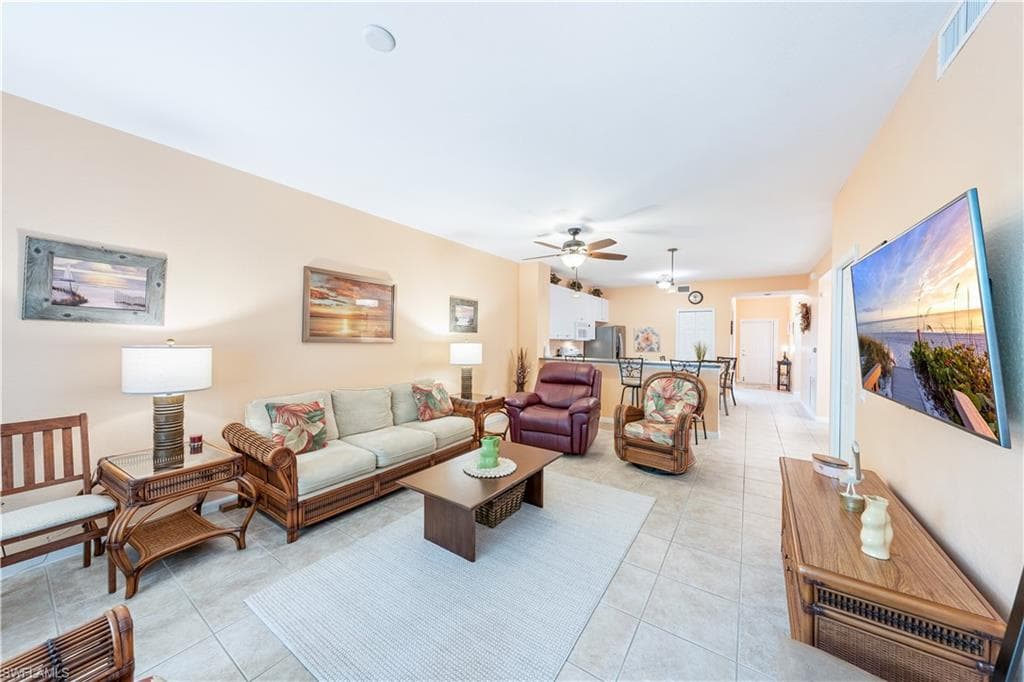 10024 Heather Ln 1001, Naples, FL 34119-6