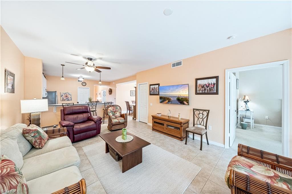 10024 Heather Ln 1001, Naples, FL 34119-8