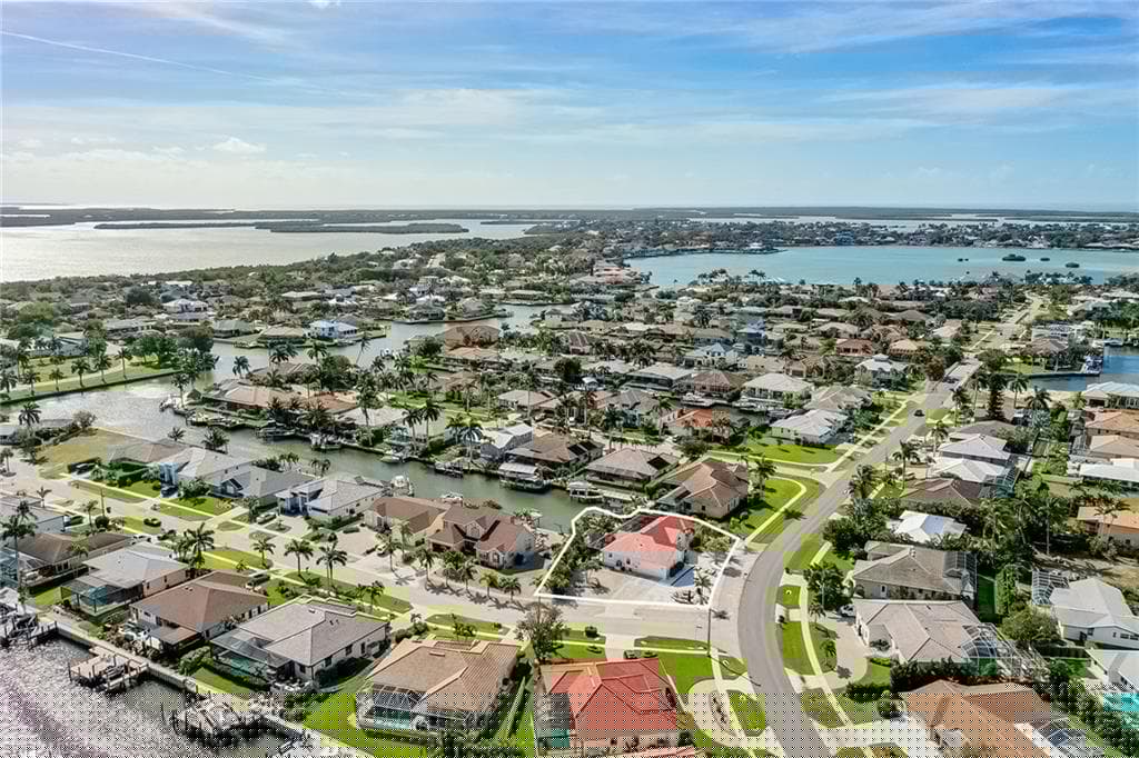 1601 Orleans Ct, Marco Island, FL 34145-34