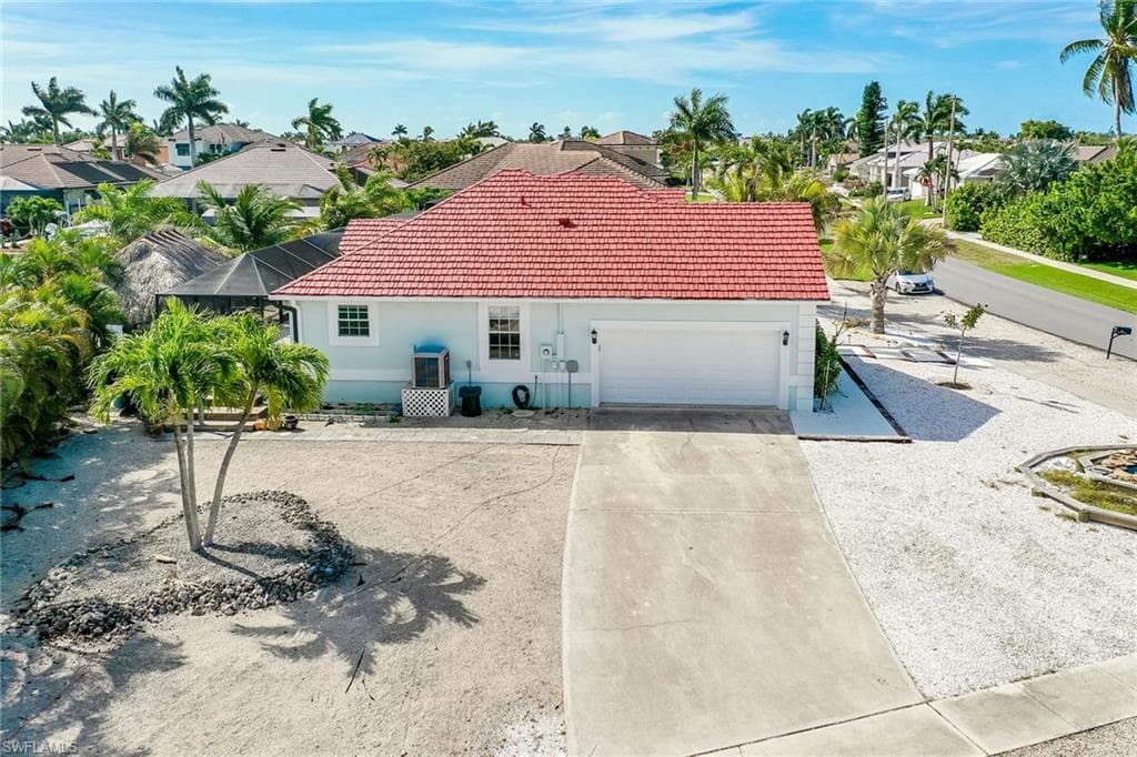 1601 Orleans Ct, Marco Island, FL 34145-4