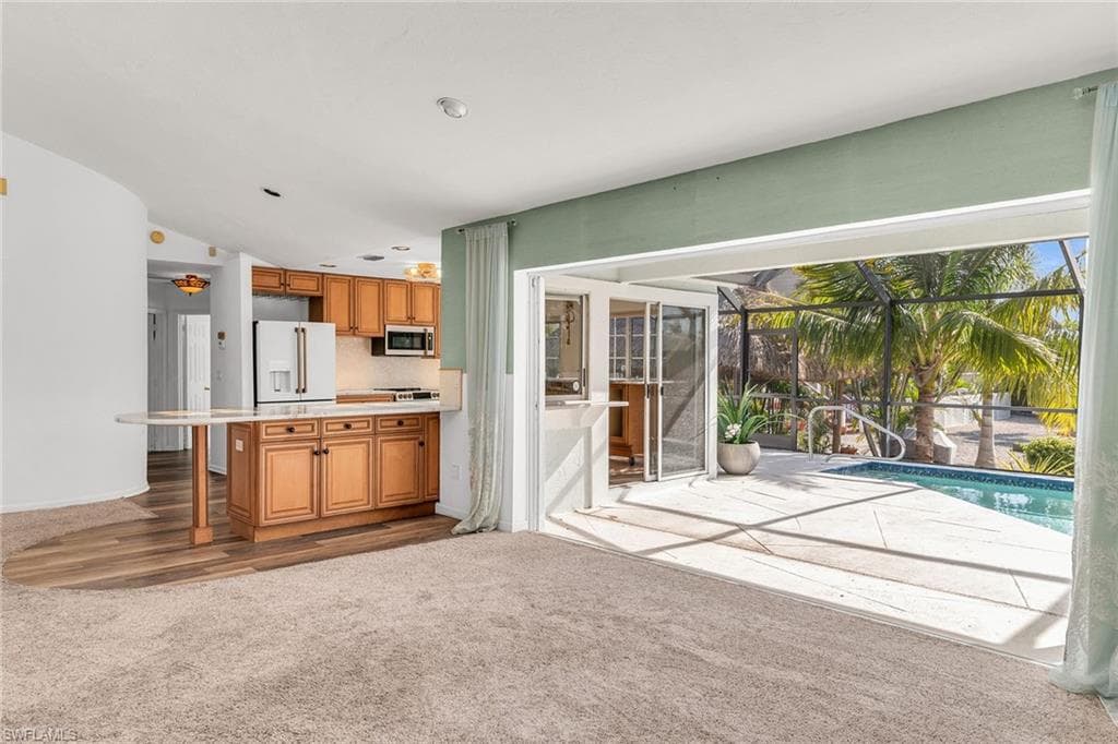 1601 Orleans Ct, Marco Island, FL 34145-8