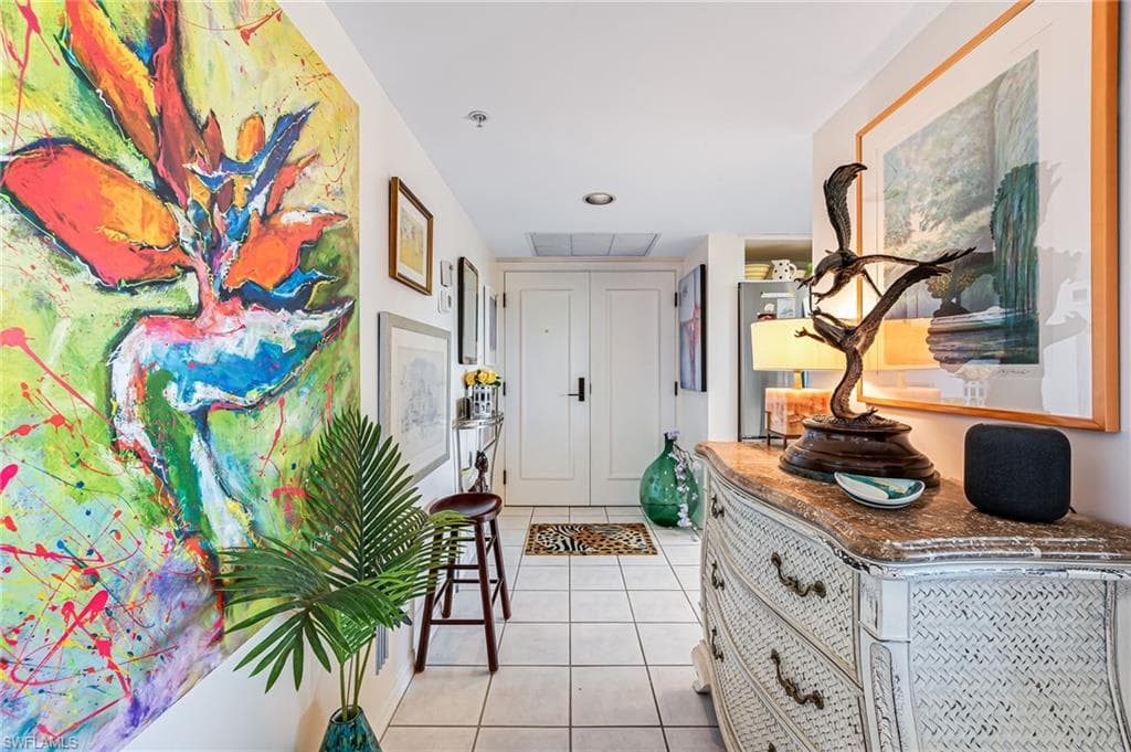 6573 Marissa Loop 303, Naples, FL 34108-9