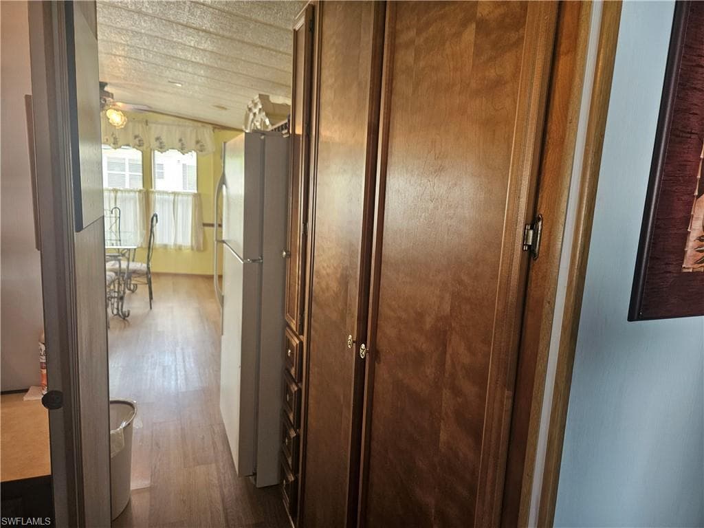 4 Onyx Dr 4-o, Naples, FL 34114-14