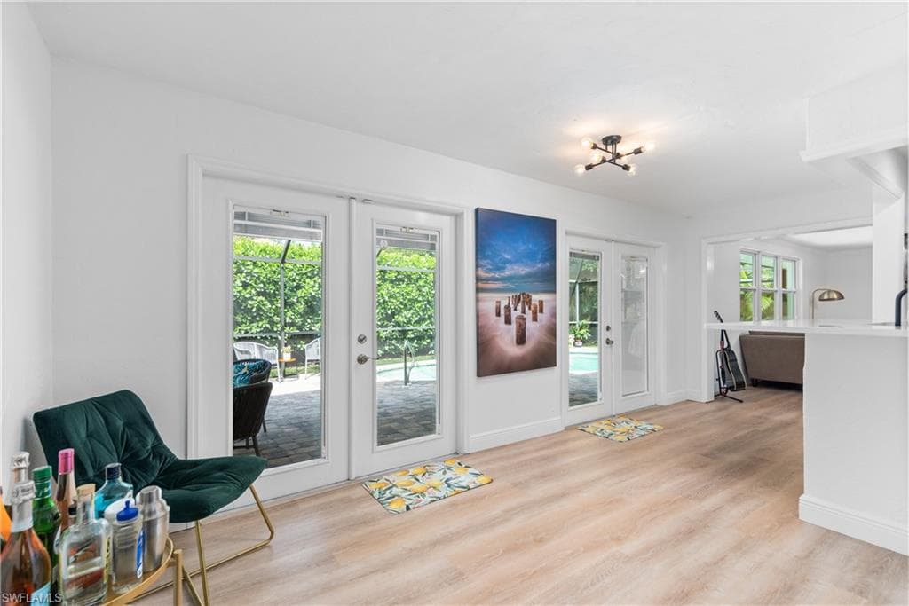 237 Burning Tree Dr, Naples, FL 34105-14