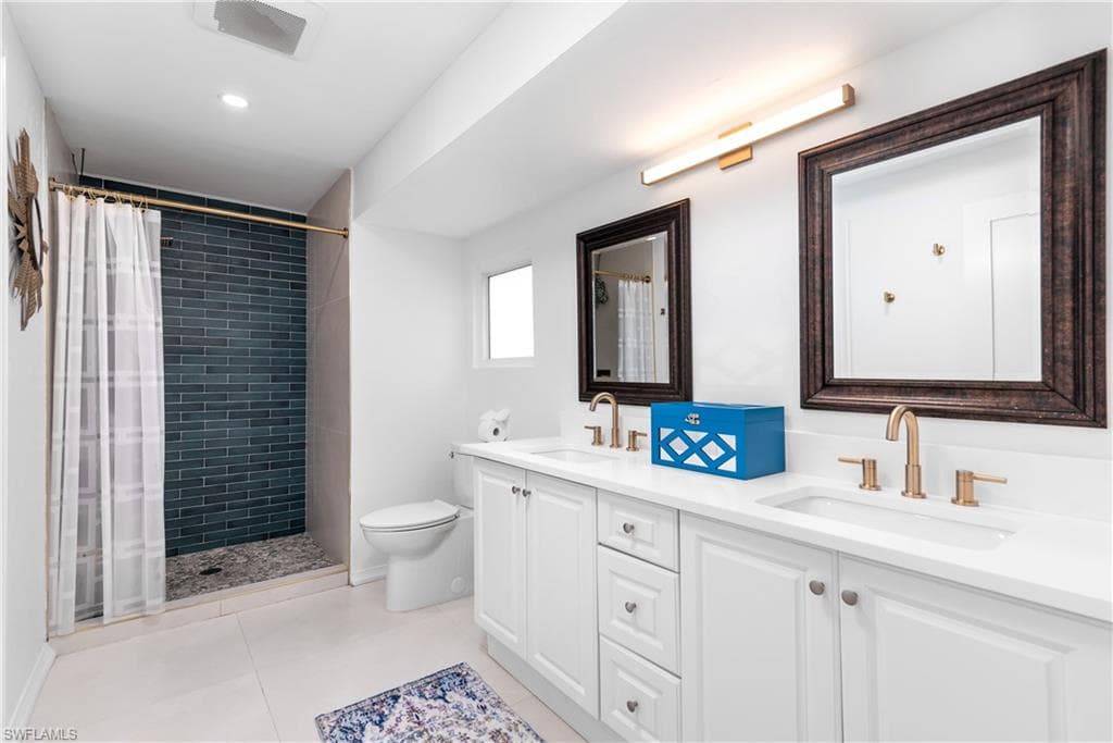 237 Burning Tree Dr, Naples, FL 34105-18