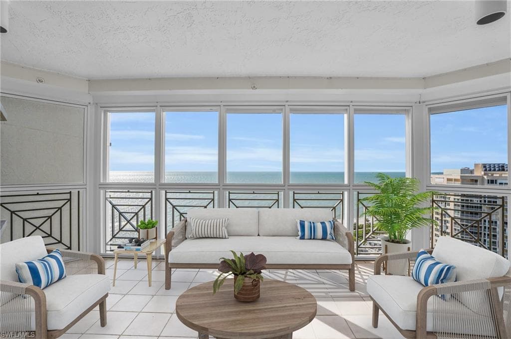 4021 Gulf Shore Blvd N 1904, Naples, FL 34103-14