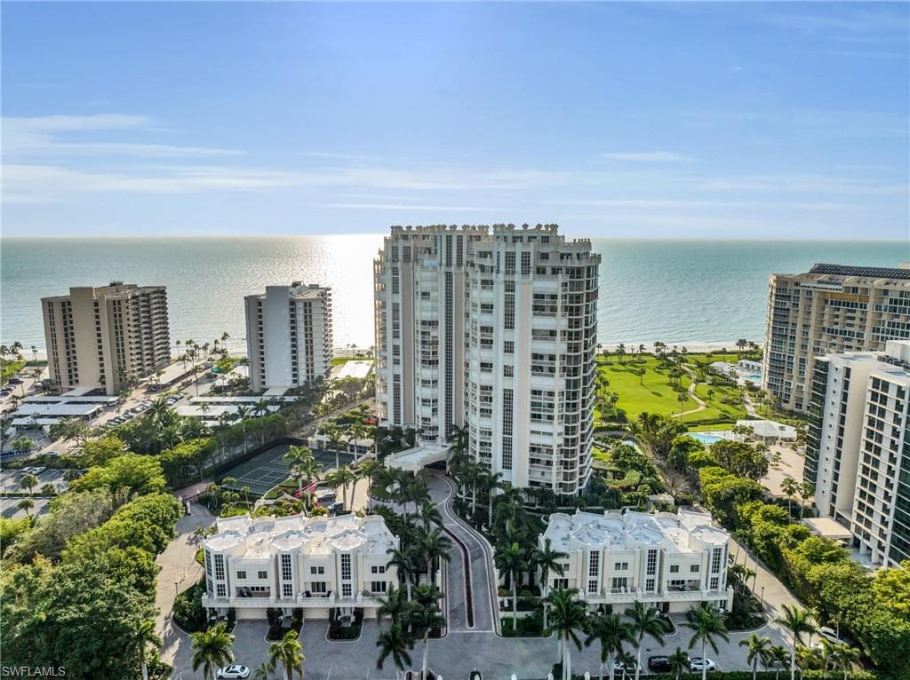 4021 Gulf Shore Blvd N 1904, Naples, FL 34103-2