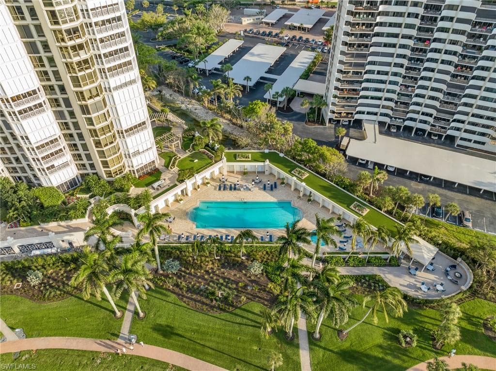 4021 Gulf Shore Blvd N 1904, Naples, FL 34103-39