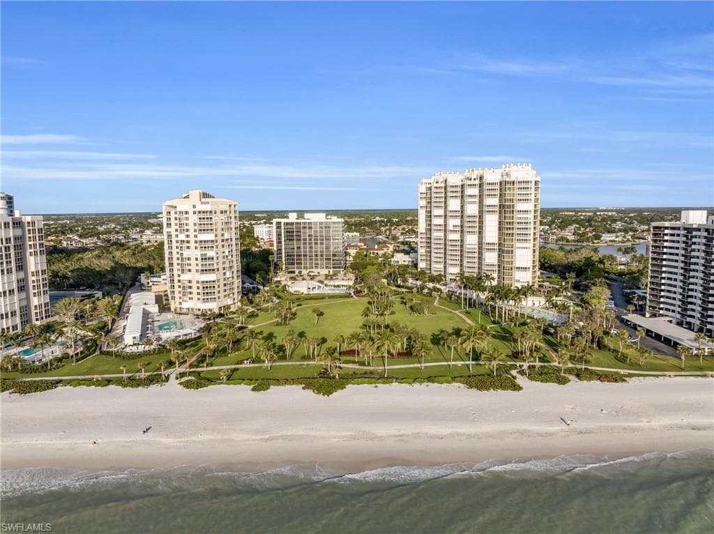 4021 Gulf Shore Blvd N 1904, Naples, FL 34103-40