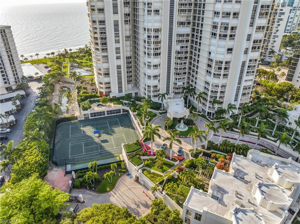 4021 Gulf Shore Blvd N 1904, Naples, FL 34103-43