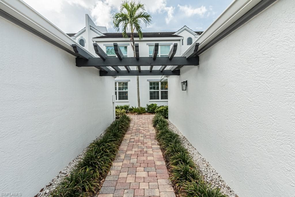 5937 Sand Wedge Ln 1503, Naples, FL 34110-3