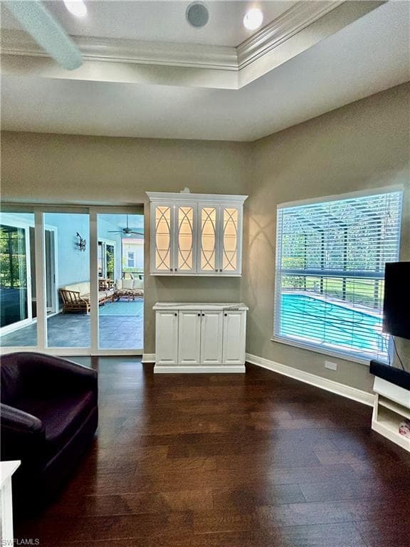 10283 Avonleigh Dr, Bonita Springs, FL 34135-9