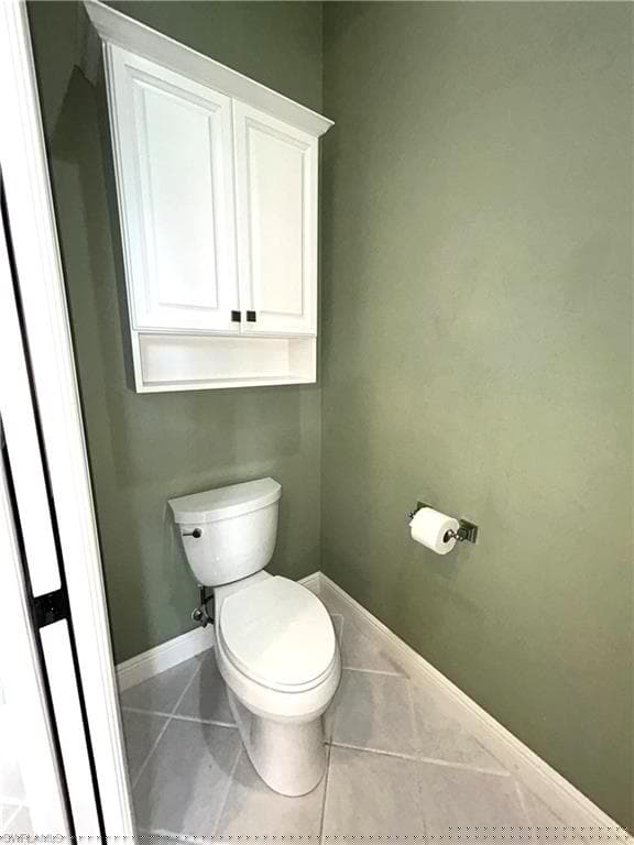 10283 Avonleigh Dr, Bonita Springs, FL 34135-35