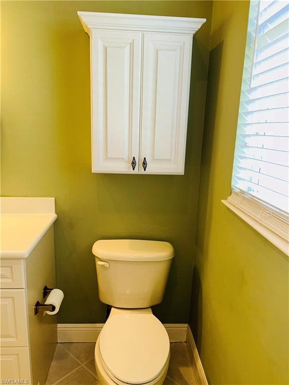 10283 Avonleigh Dr, Bonita Springs, FL 34135-40