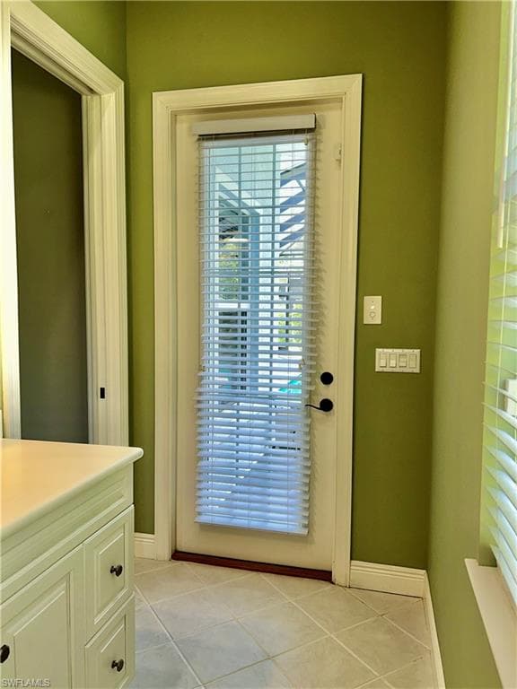 10283 Avonleigh Dr, Bonita Springs, FL 34135-44