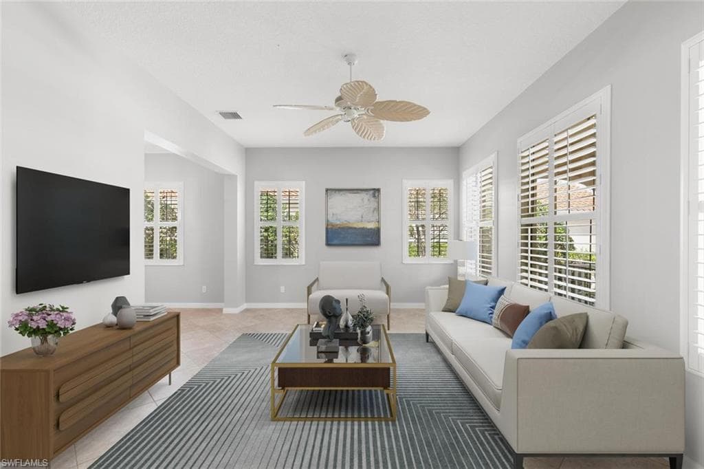 8082 Wilfredo Ct, Naples, FL 34114-11
