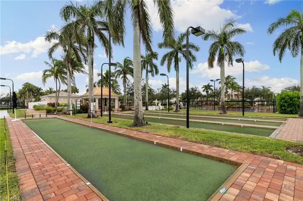 8082 Wilfredo Ct, Naples, FL 34114-20