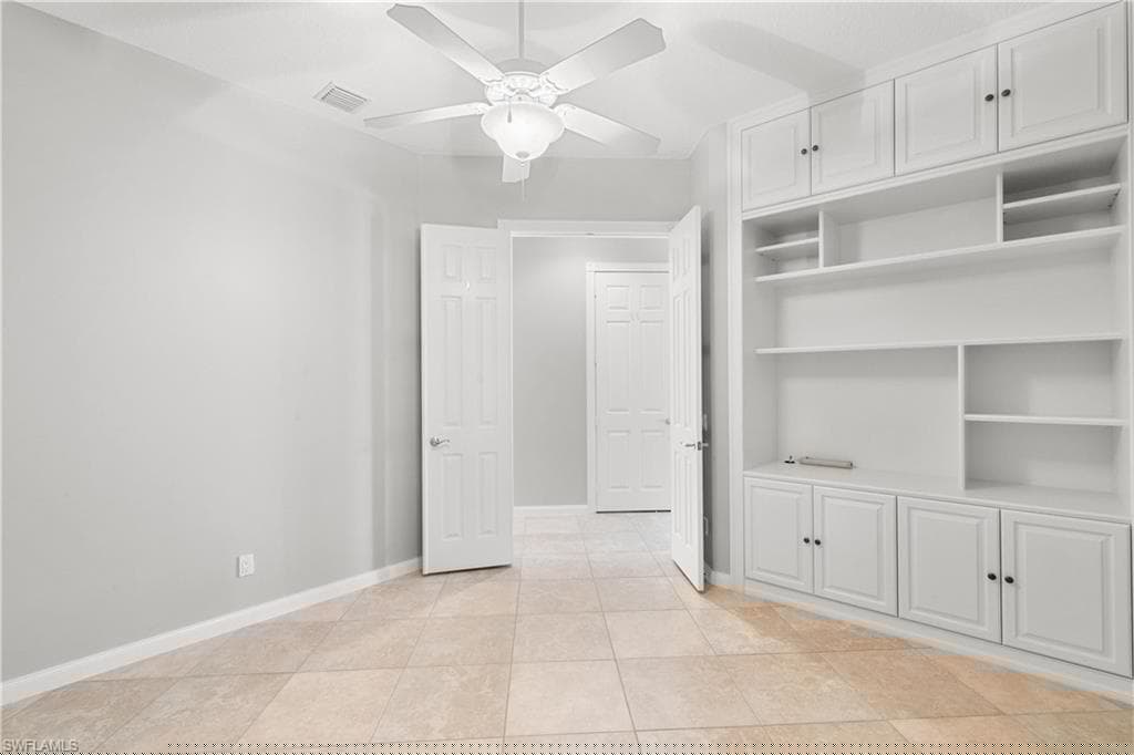 8082 Wilfredo Ct, Naples, FL 34114-35