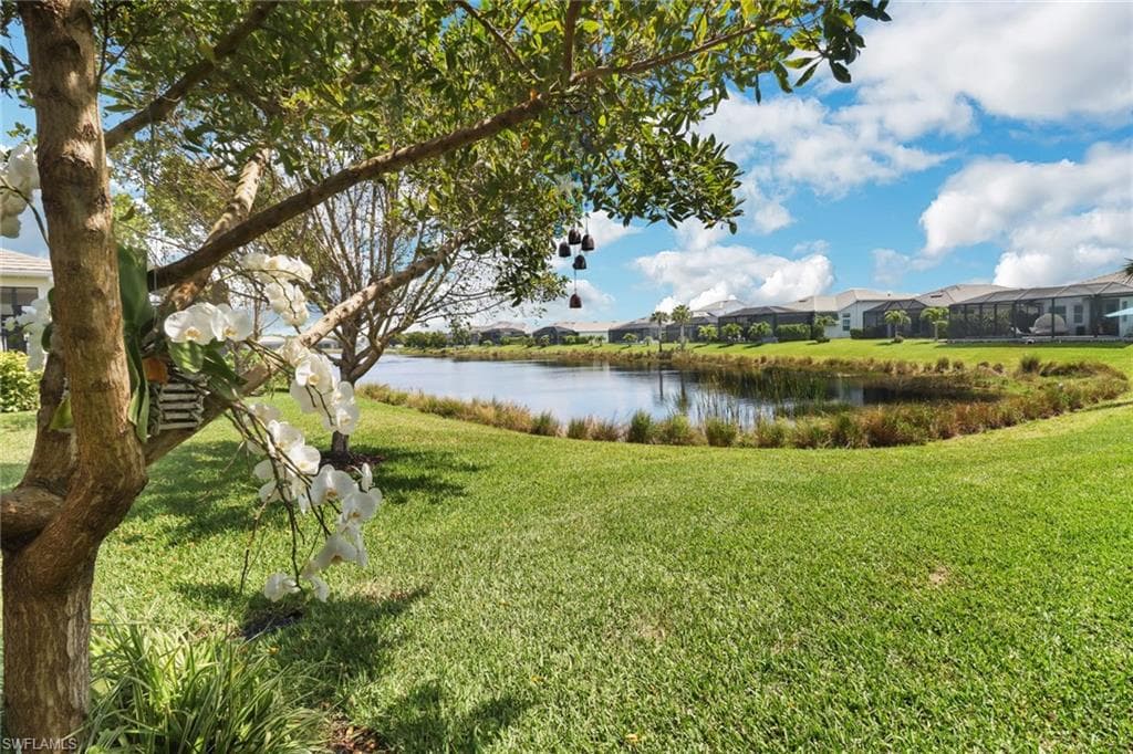 8966 Saint Lucia Dr, Naples, FL 34114-21