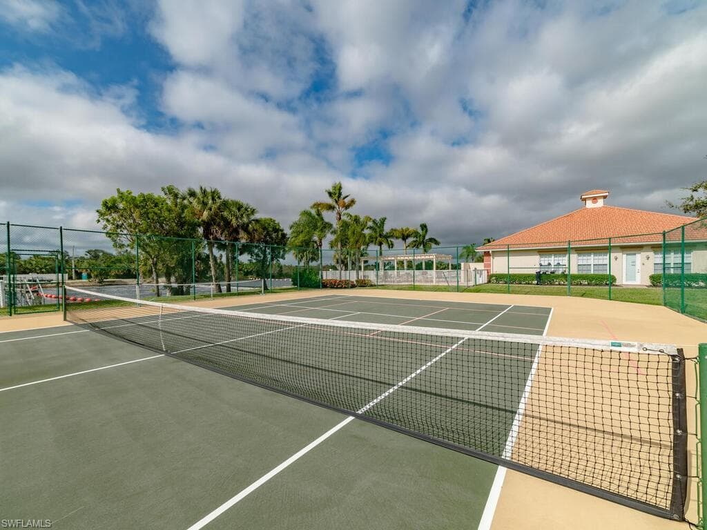 25065 Peacock Ln 202, Naples, FL 34114-37
