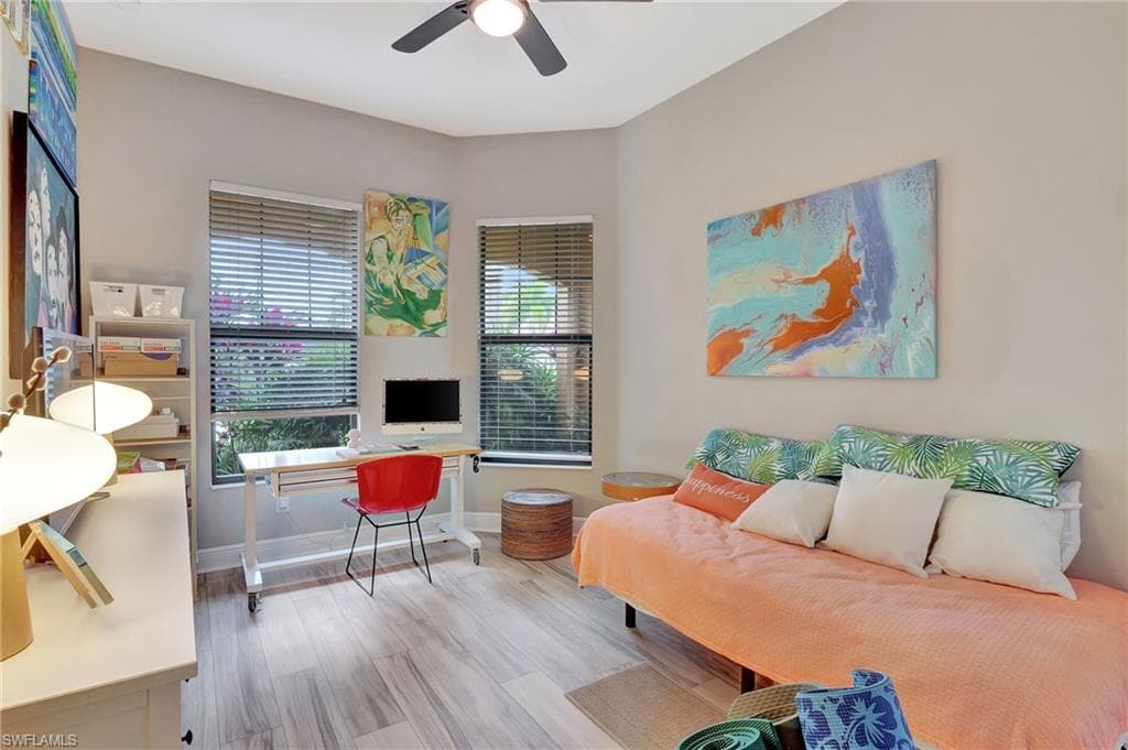 1290 Manado Dr, Naples, FL 34113-24
