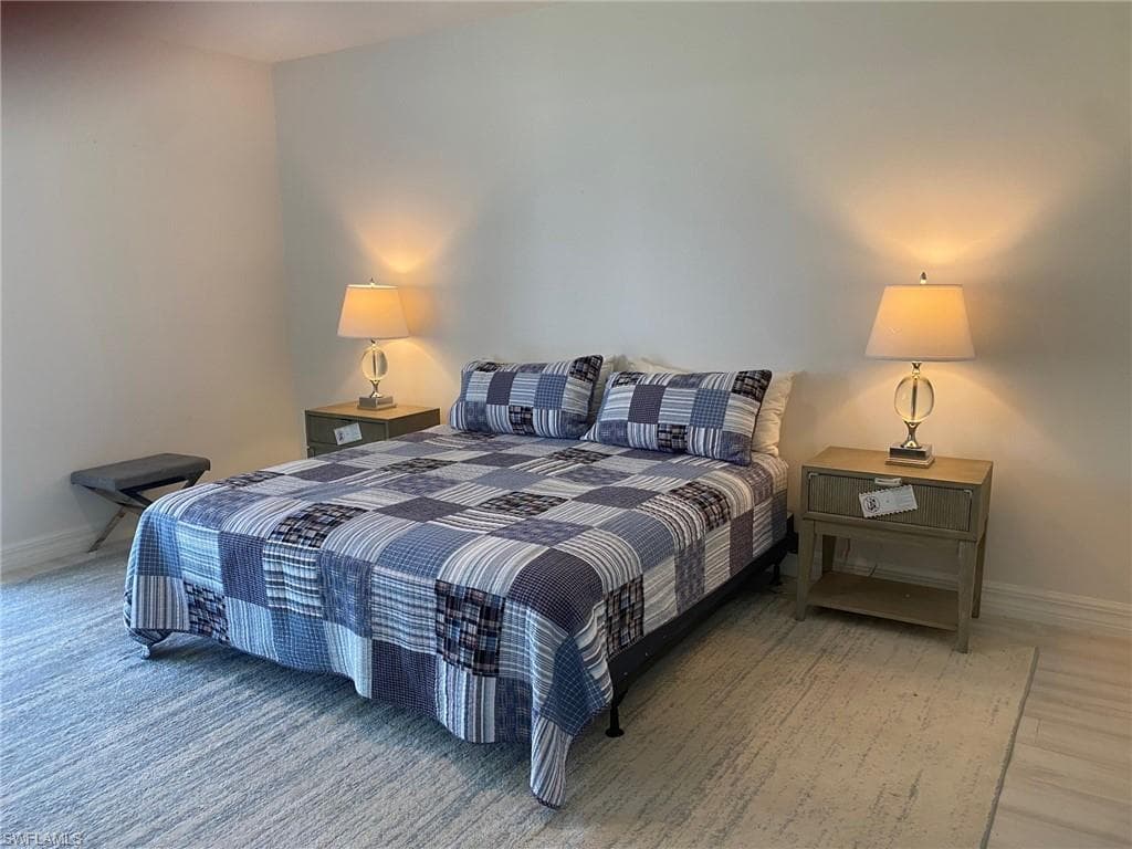 750 Waterford Dr 102, Naples, FL 34113-13
