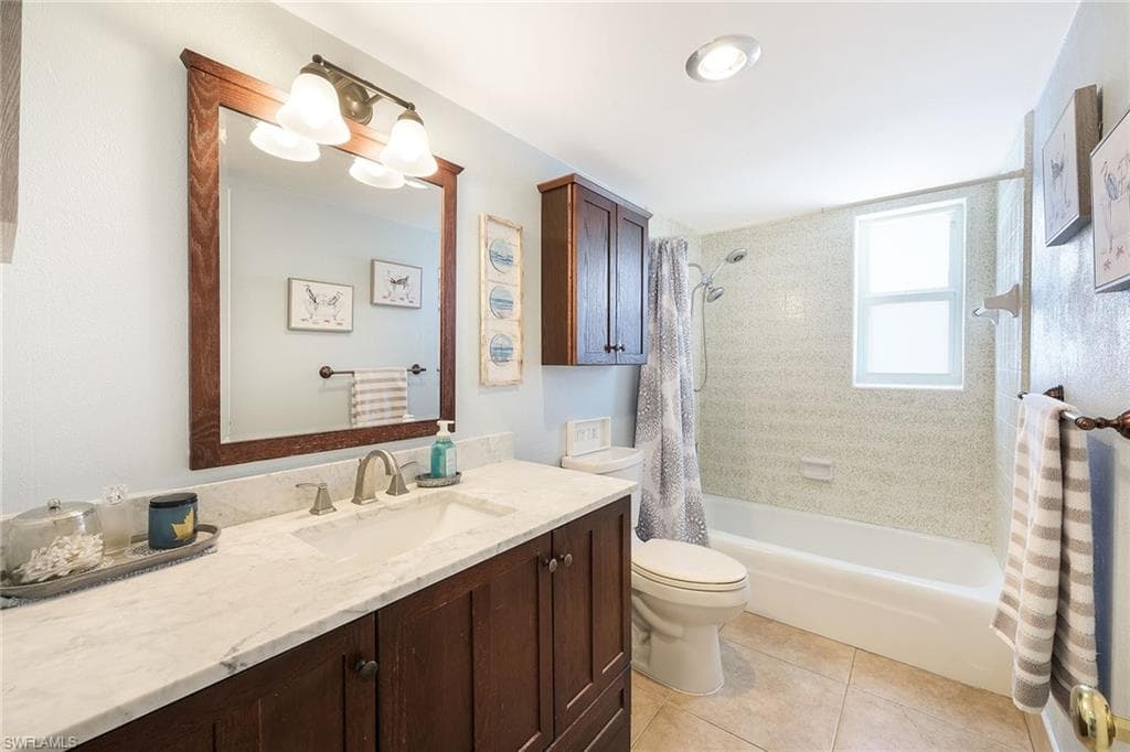 1208 Fruitland Ave, Marco Island, FL 34145-20