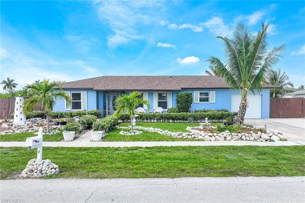 1208 Fruitland Ave, Marco Island, FL 34145-2