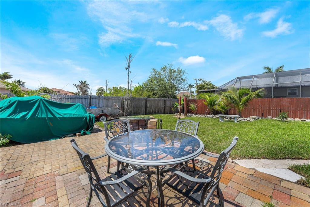 1208 Fruitland Ave, Marco Island, FL 34145-31