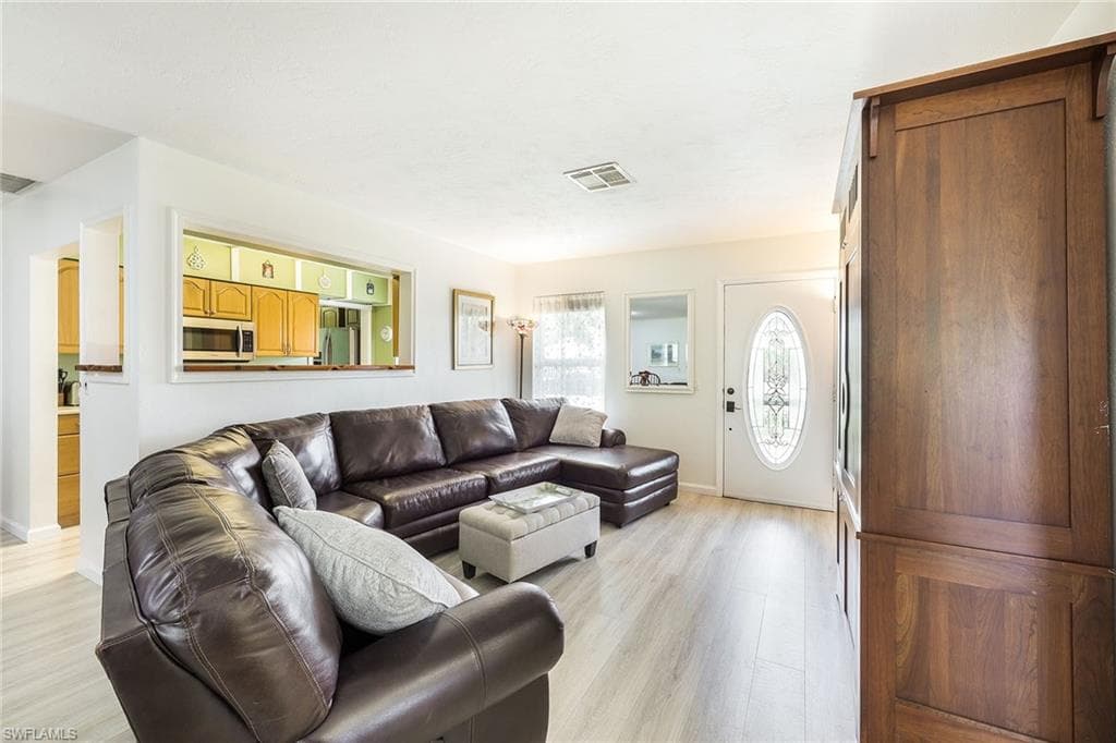 1208 Fruitland Ave, Marco Island, FL 34145-3