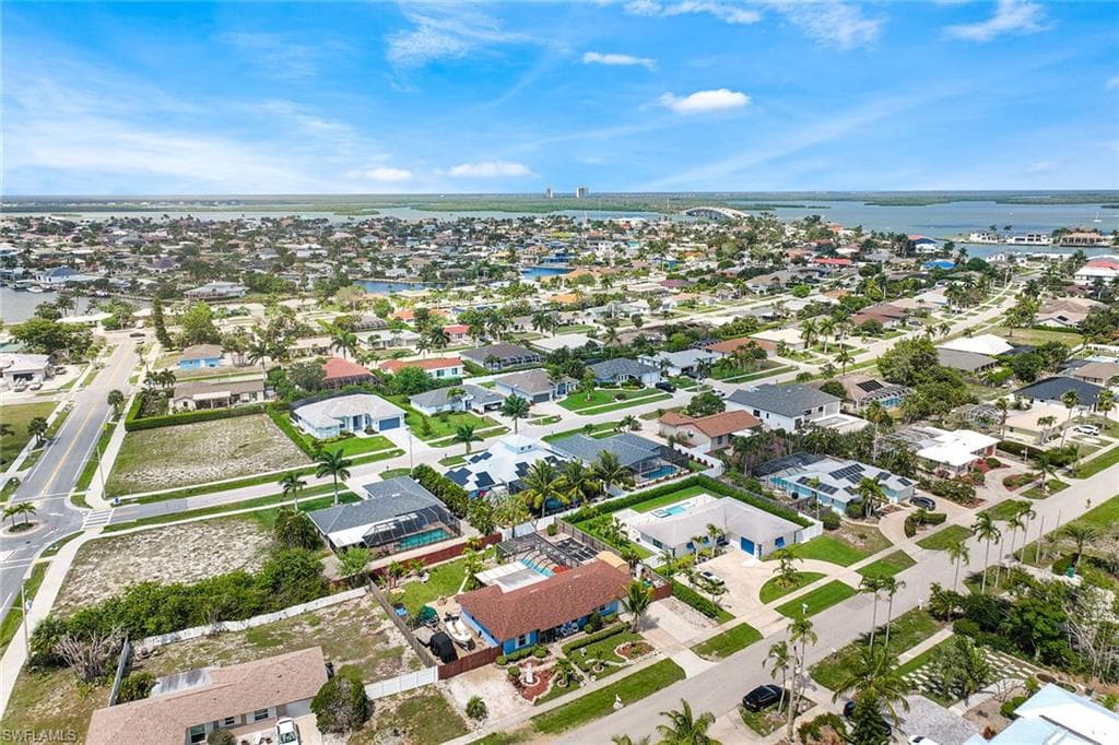 1208 Fruitland Ave, Marco Island, FL 34145-39
