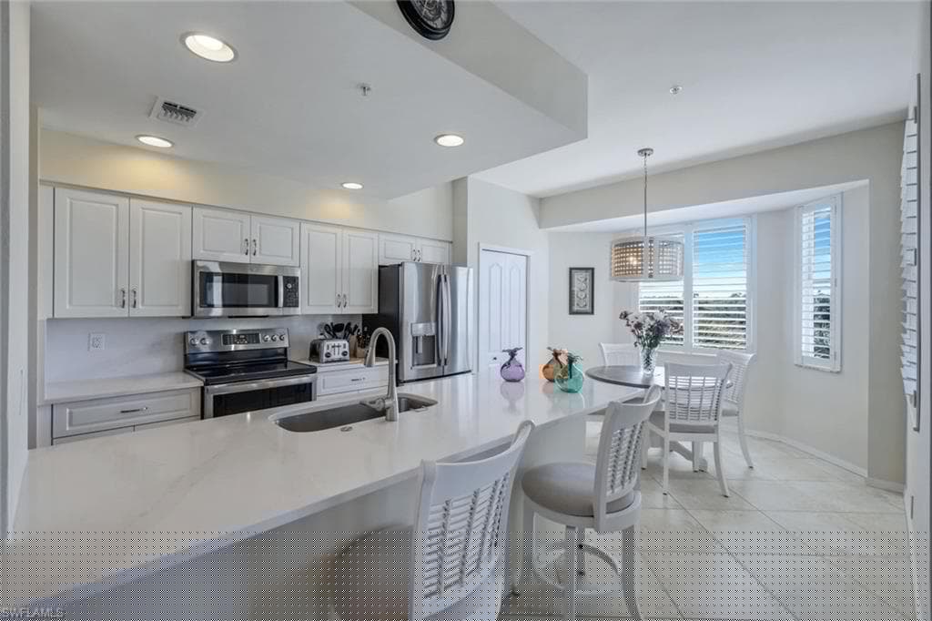 7505 Stoneybrook Dr 746, Naples, FL 34112-11