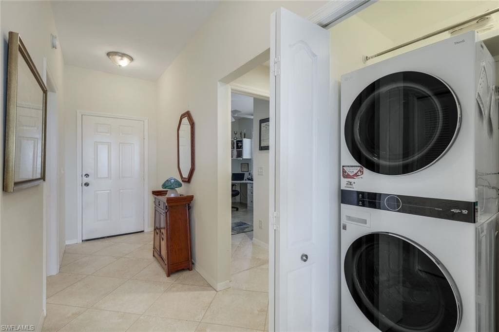 7505 Stoneybrook Dr 746, Naples, FL 34112-25