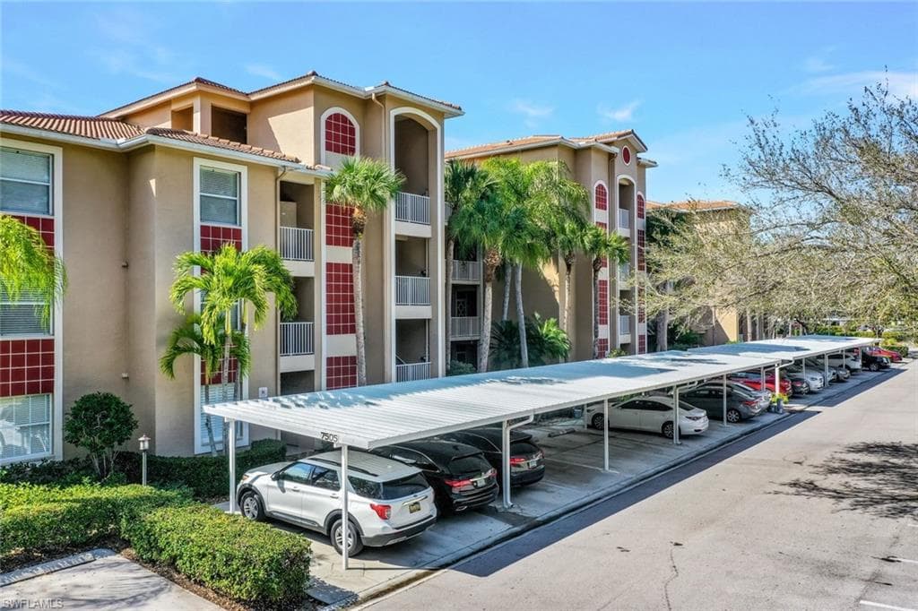 7505 Stoneybrook Dr 746, Naples, FL 34112-28