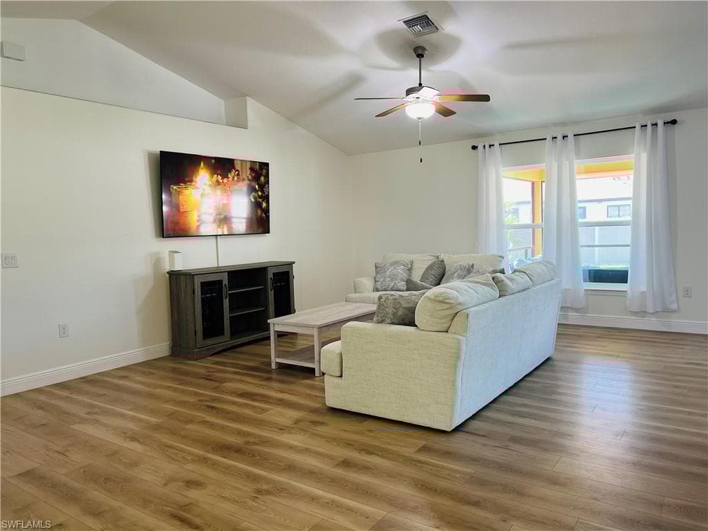 614 18th Ct, Cape Coral, FL 33991-1815-9