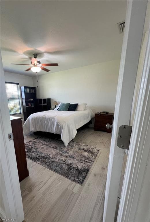 614 18th Ct, Cape Coral, FL 33991-1815-19