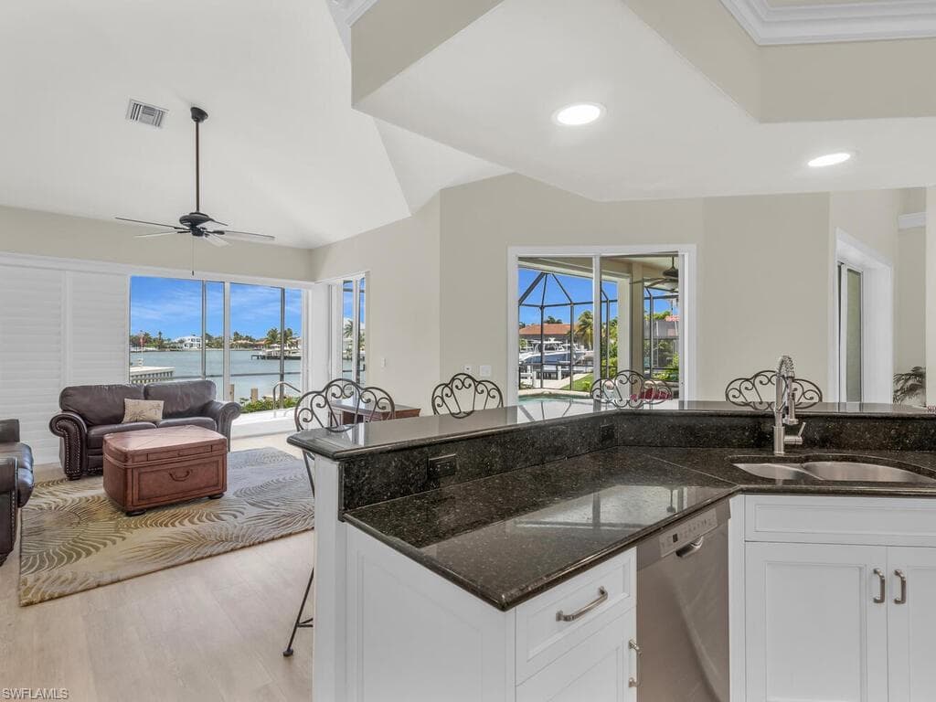 648 Bimini Ave, Marco Island, FL 34145-13
