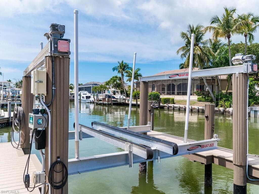 648 Bimini Ave, Marco Island, FL 34145-32