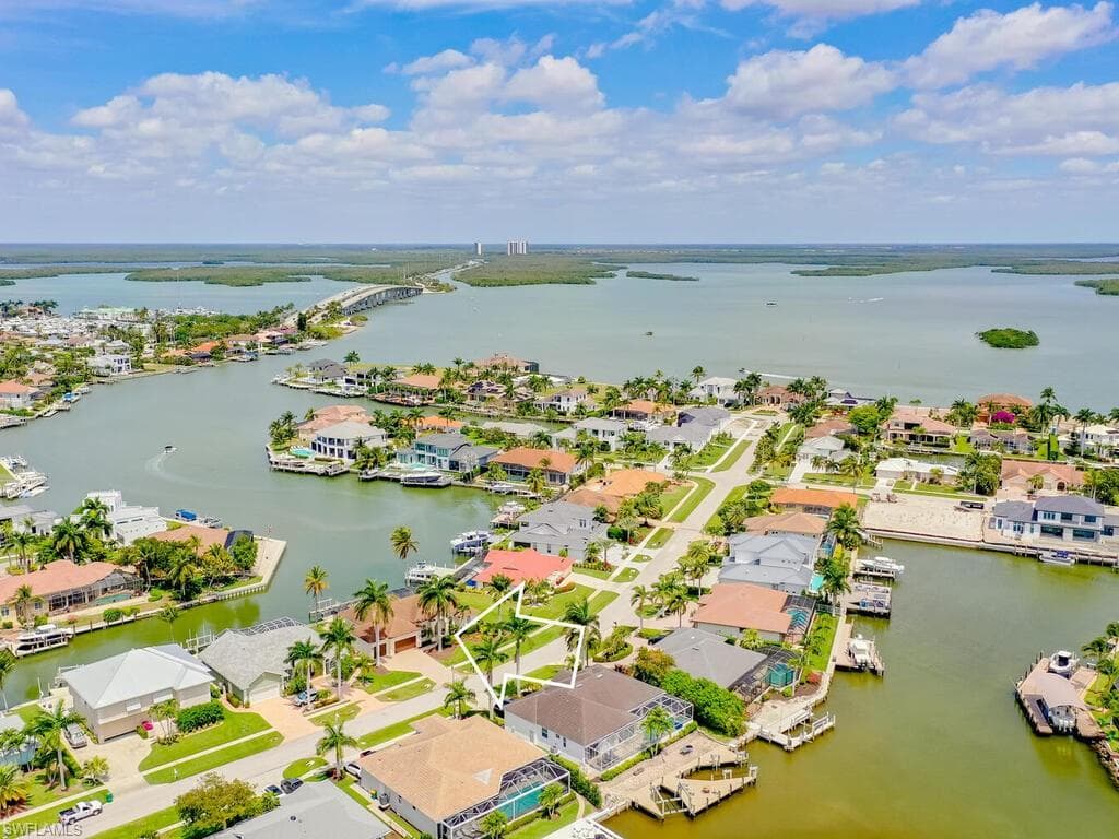 648 Bimini Ave, Marco Island, FL 34145-37