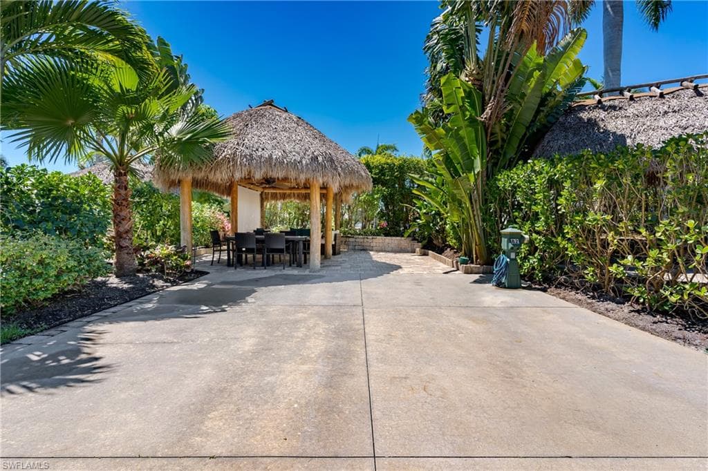 13584 Snook Cir, Naples, FL 34114-22
