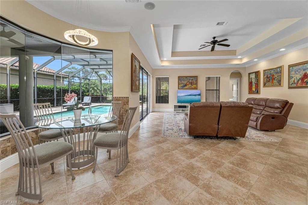 1015 Tivoli Dr, Naples, FL 34104-7