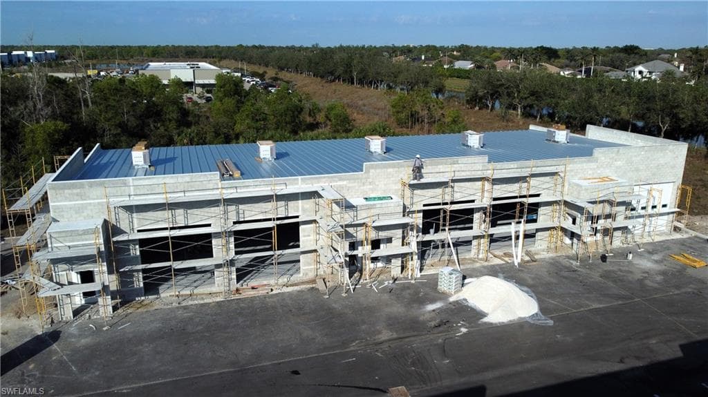 16101 Lee Rd, Fort Myers, FL 33912-2
