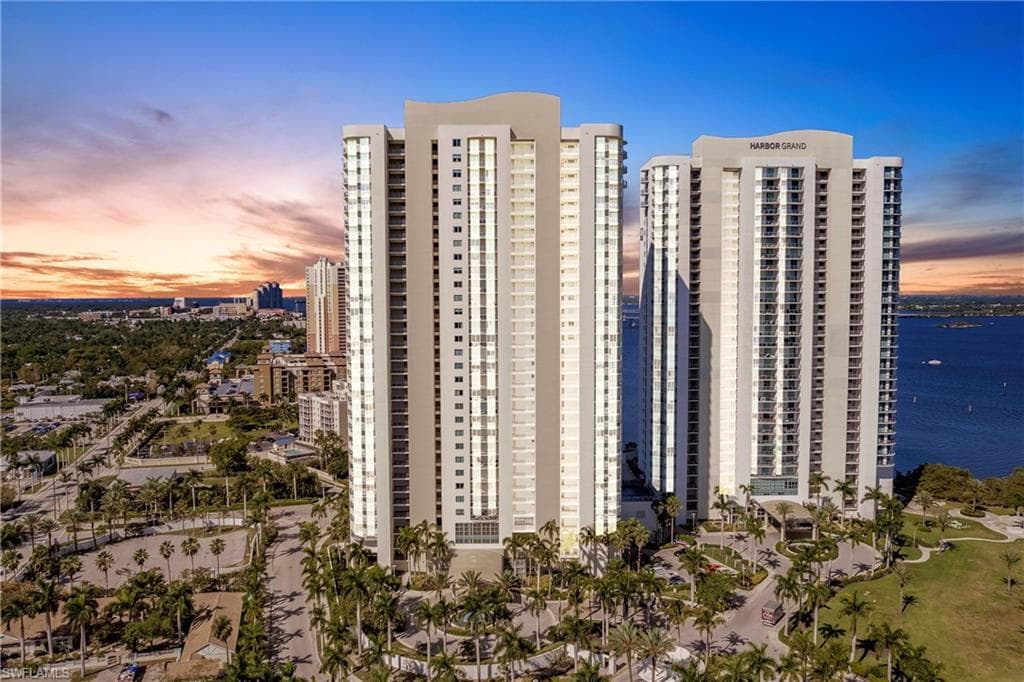 3000 Oasis Grand Blvd 2502, Fort Myers, FL 33916-3