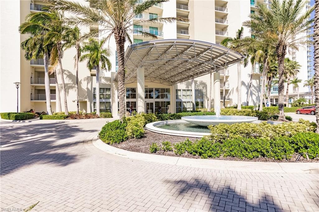 3000 Oasis Grand Blvd 2502, Fort Myers, FL 33916-4
