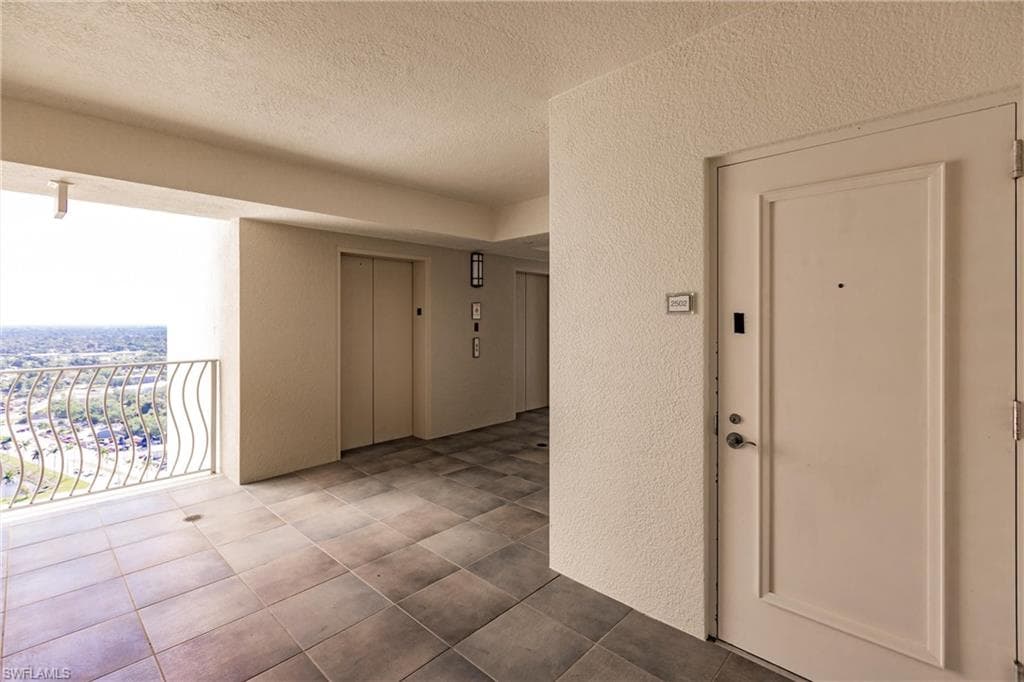 3000 Oasis Grand Blvd 2502, Fort Myers, FL 33916-5