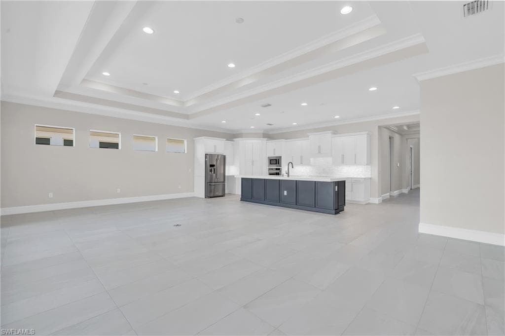8750 Calypso Ct, Naples, FL 34112-10
