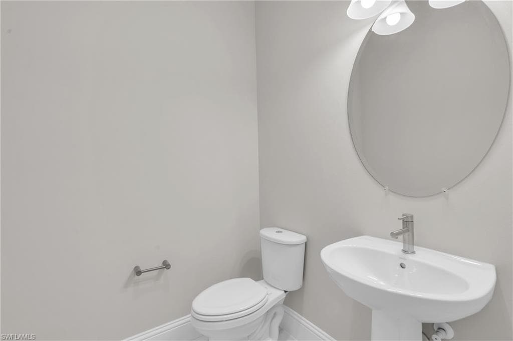 8750 Calypso Ct, Naples, FL 34112-11