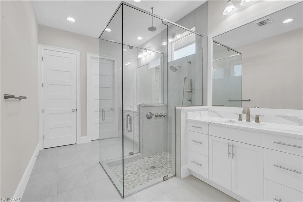 8750 Calypso Ct, Naples, FL 34112-17